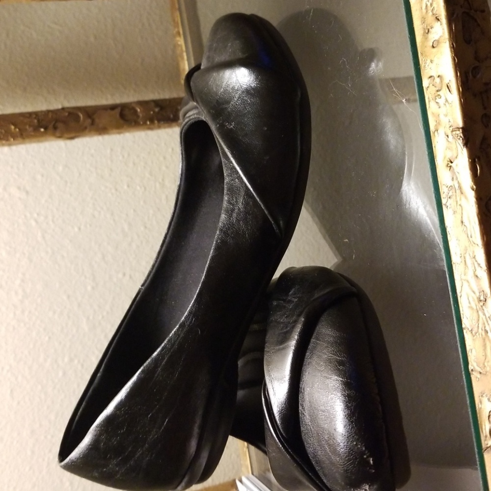 Shoes - Picture 2 of 2